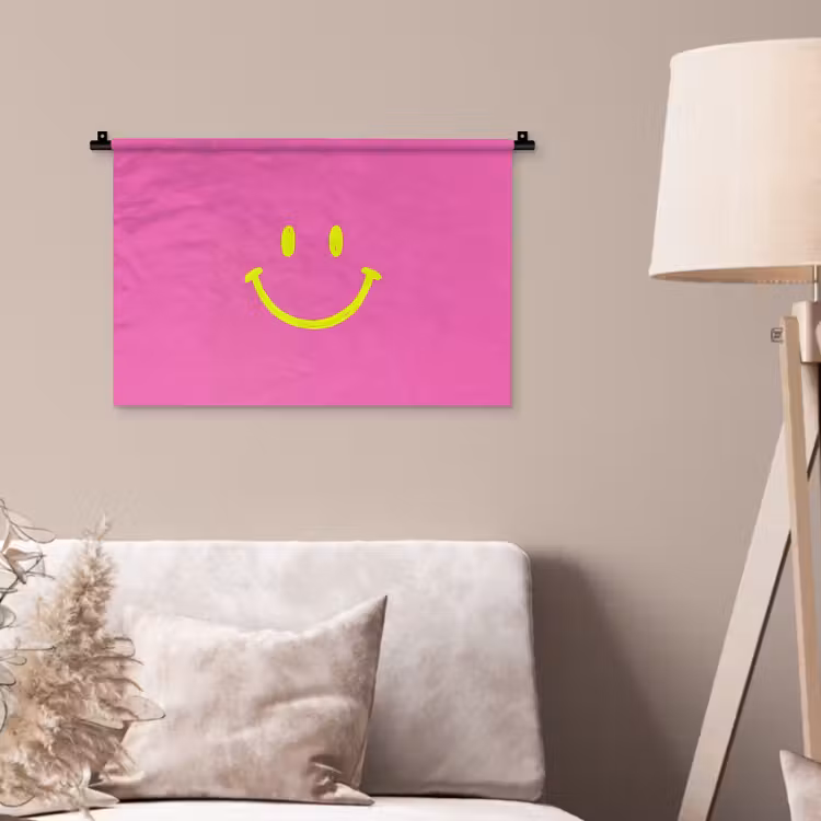 Smiley - Vrolijk - Roze Wandkleed katoen klein -sfeer4