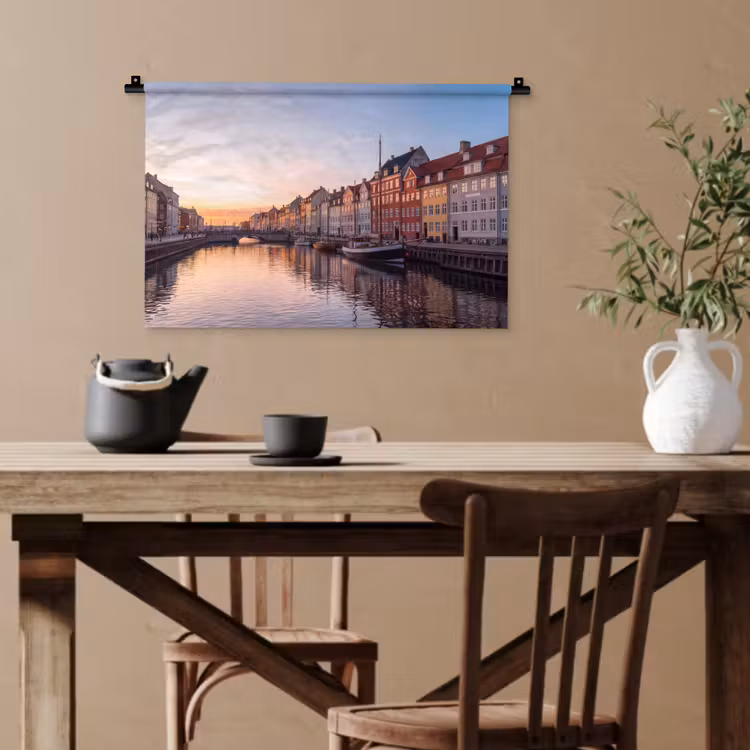 Stad - Gracht - Zonsondergang - Klassiek - Kleurrijk Wandkleed katoen klein -sfeer6