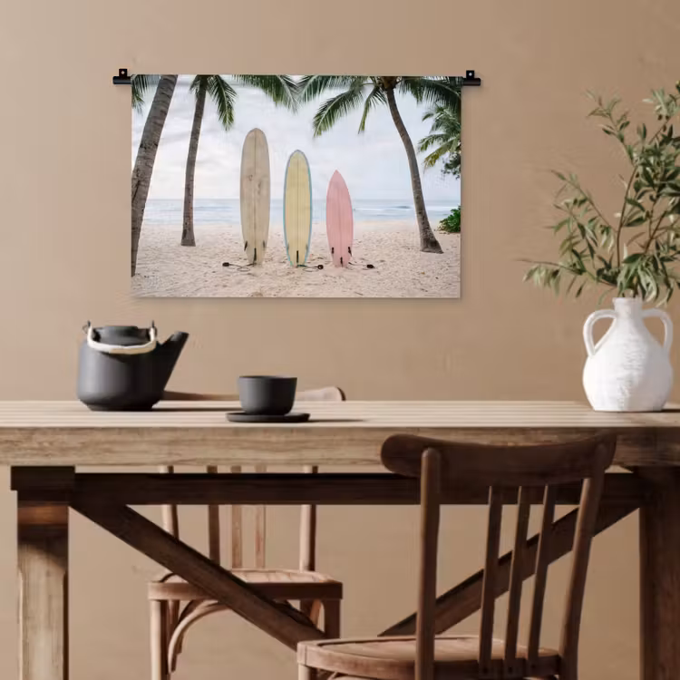 Surfboard - Palmbomen - Kleurrijk Wandkleed katoen klein -sfeer6