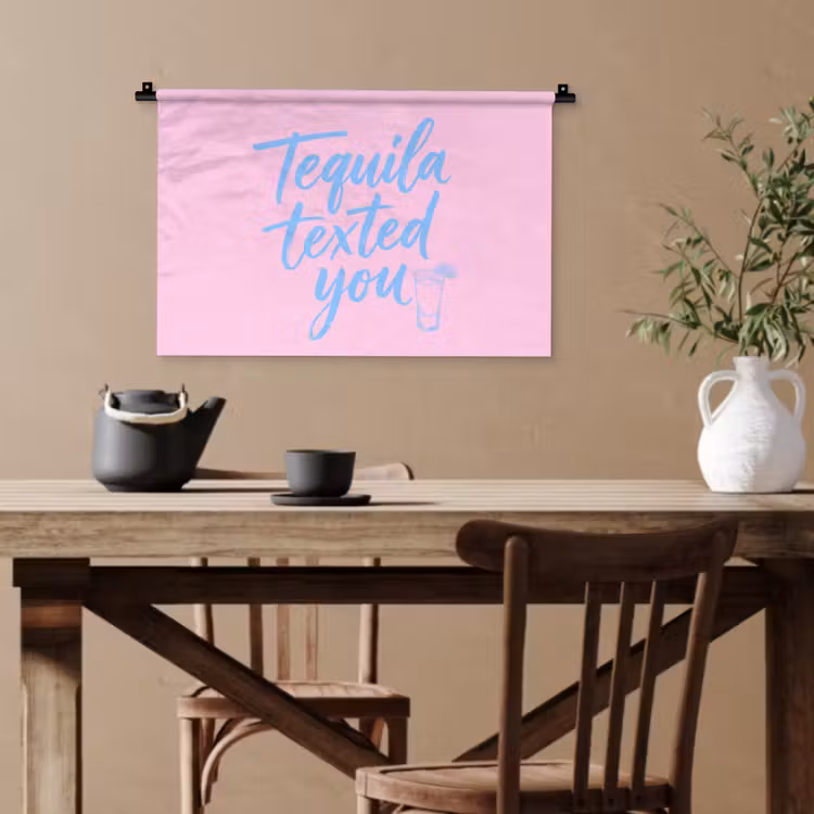 Tequila texted you - Roze - Blauw Wandkleed katoen klein -sfeer6