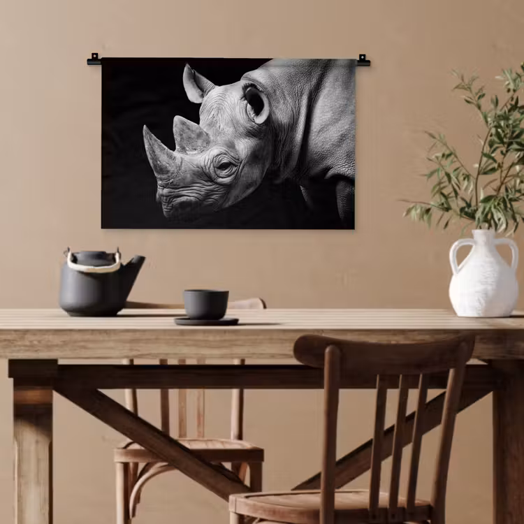 Dieren - Neushoorn - Zwart - Wit - Portret Wandkleed katoen klein -sfeer6