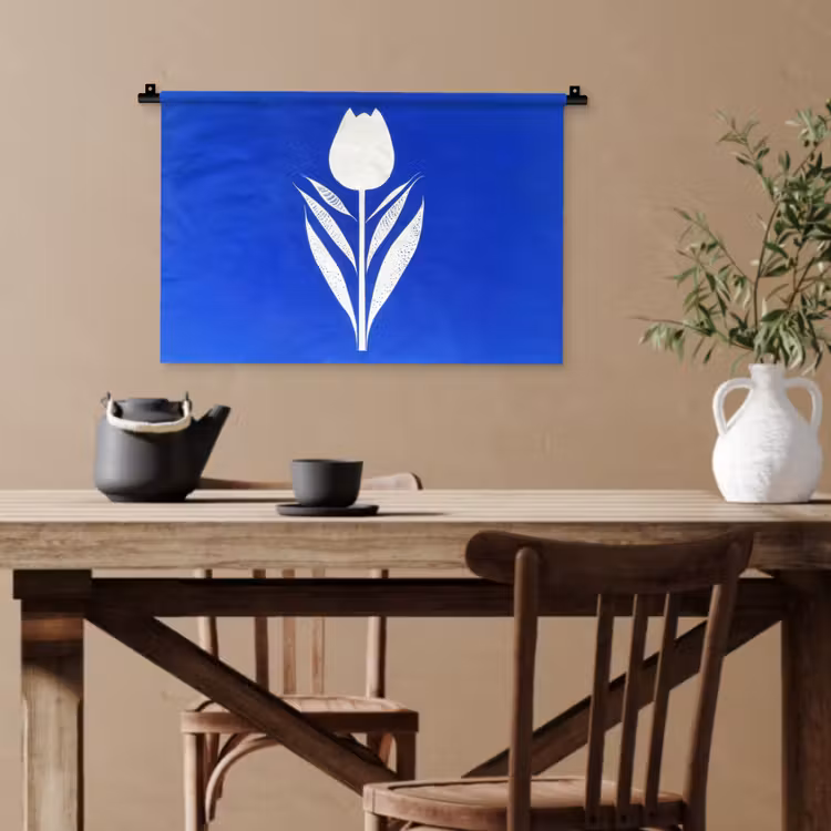 Tulp - Minimalistisch - Bladeren - Wit Wandkleed katoen klein -sfeer6