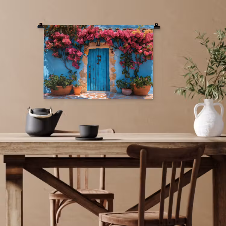 Deur - Hout - Bloemen - Blauw Wandkleed katoen klein -sfeer6