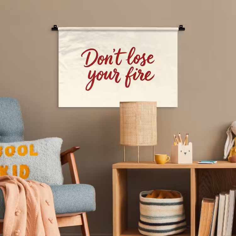 Don't lose your fire - Rood - Wit - Minimalistisch Wandkleed katoen klein -wsfeer4_kind