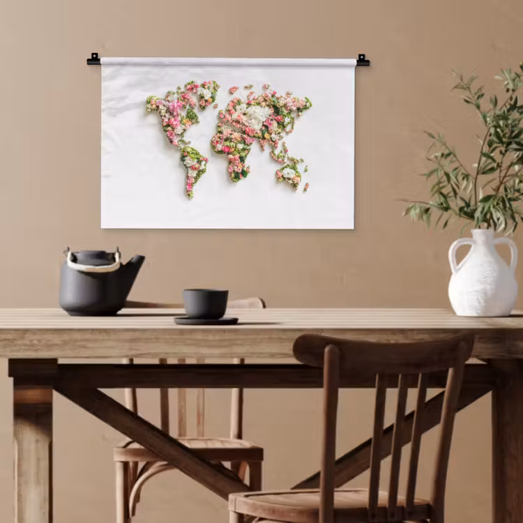 Wereldkaart - Bloemen - Subtiel Wandkleed katoen klein -sfeer6