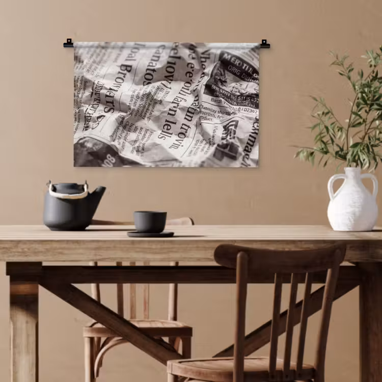 Krant - Gekreukeld - Textuur - Vintage - Zwart-wit Wandkleed katoen klein -sfeer6
