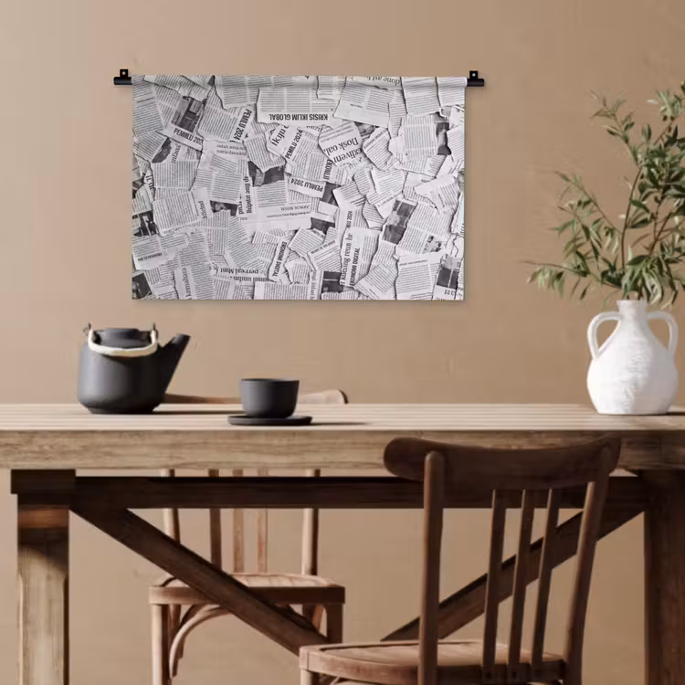 Krant - Versnipperd - Textuur - Zwart-wit - Abstract Wandkleed katoen klein -sfeer6