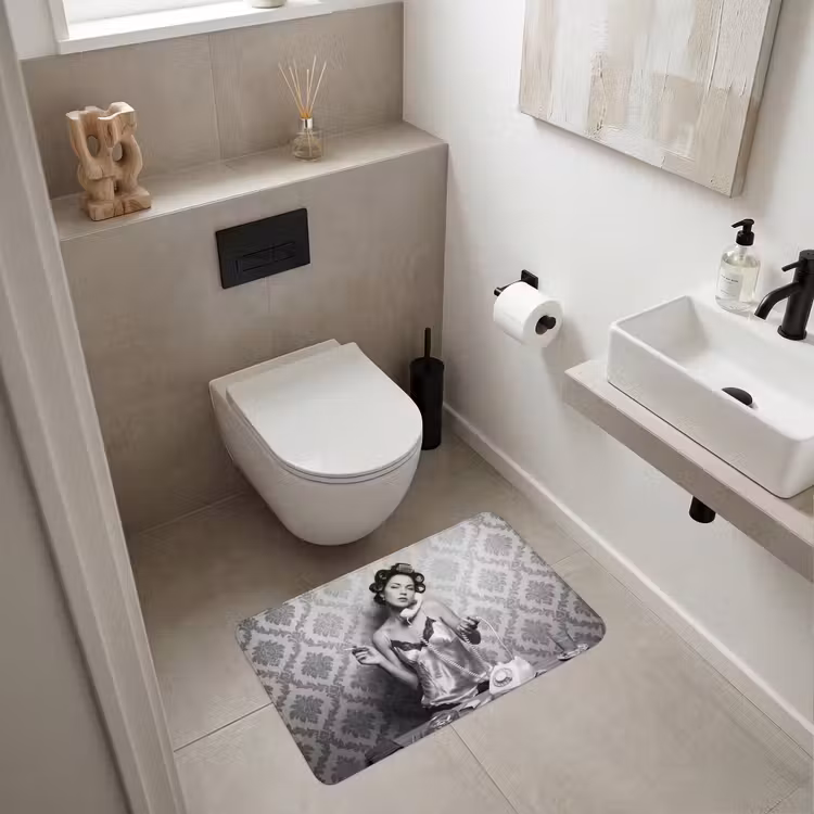 Chic - Vrouw - Zwart - Wit WCmat middel -sfeer1