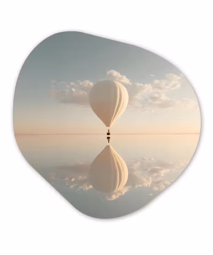 Glasbild Organische Form - Heißluftballon - Wolken - Wasser - Blau
