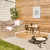 huisjetuintjewijntje-beige Tuinposter op houten frame 2 cm dik klein -sfeer2