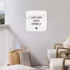 Last van lentekriebels - Spreuken - Quotes tuinposter los doek klein -sfeer8