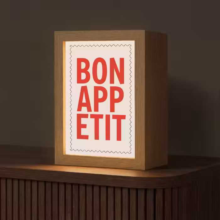Tischlampe - Blockbuchstaben - Rot - Gezackter Rand