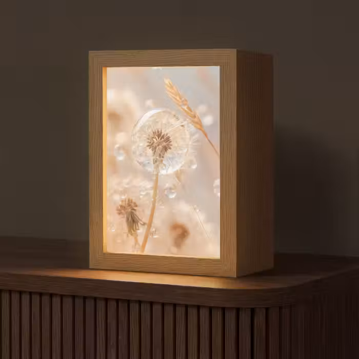 Tischlampe - Löwenzahn - Wasser - Natur - Stillleben - Modern