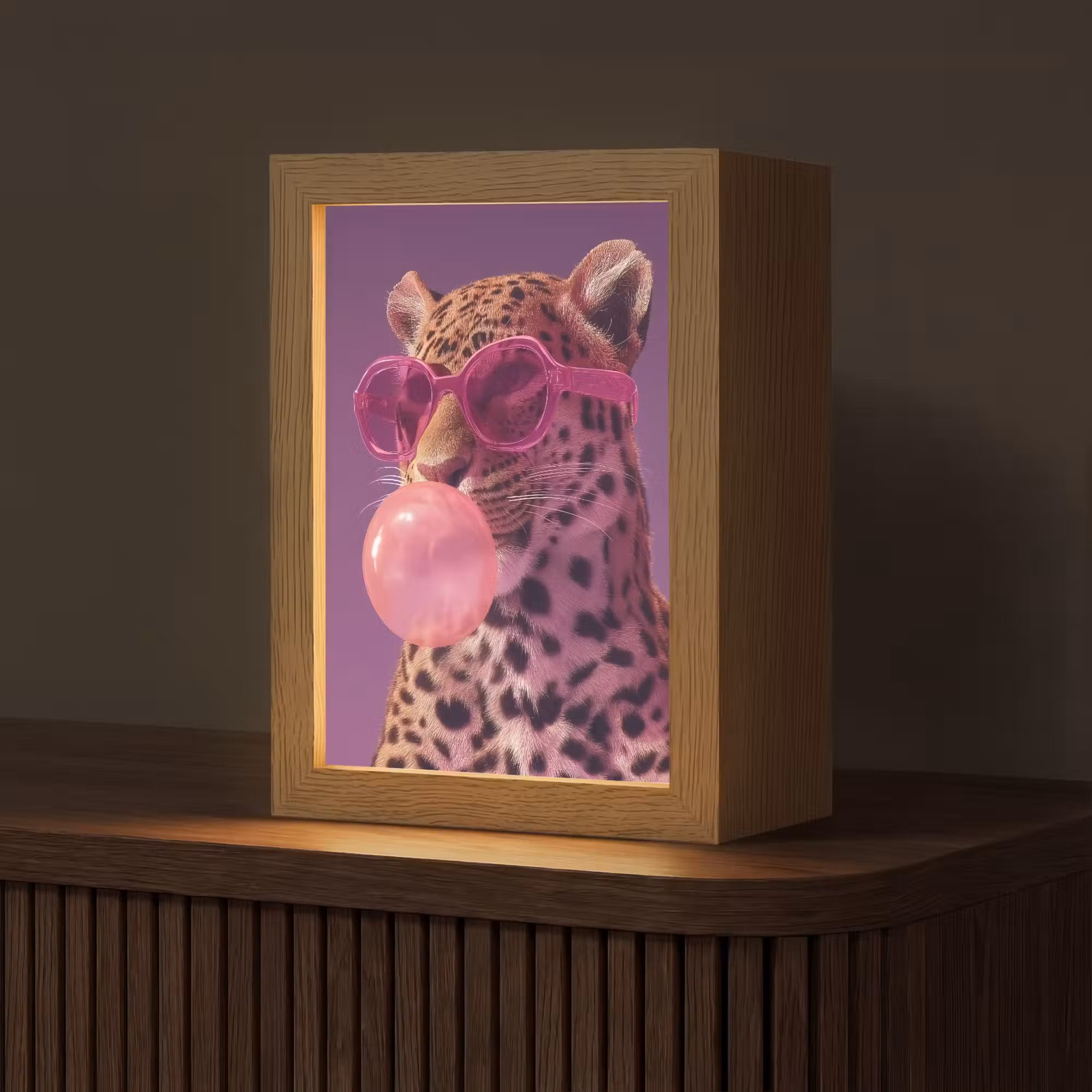 Tischlampe - Panther - Sonnenbrille - Kaugummiblase - Rosa