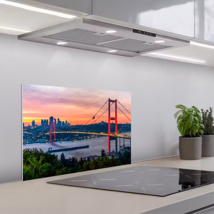 Spritzschutz Küche - Brücke - Rot - Skyline - Wasser — 1