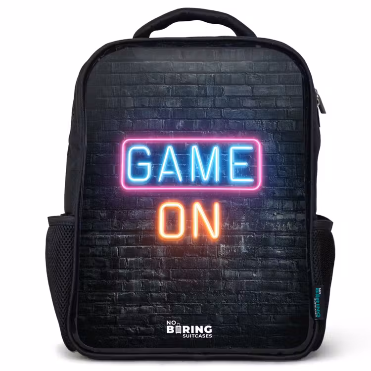 Kinderrucksack mit Namen - Schwarz - Spiel - Buchstaben - Neon — 1