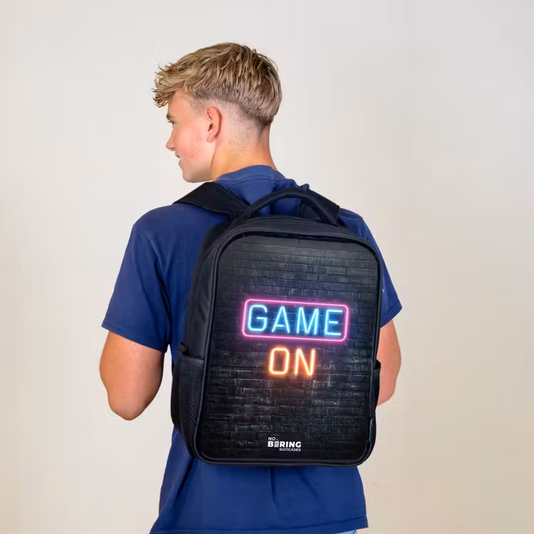 Kinderrucksack mit Namen - Schwarz - Spiel - Buchstaben - Neon — 5