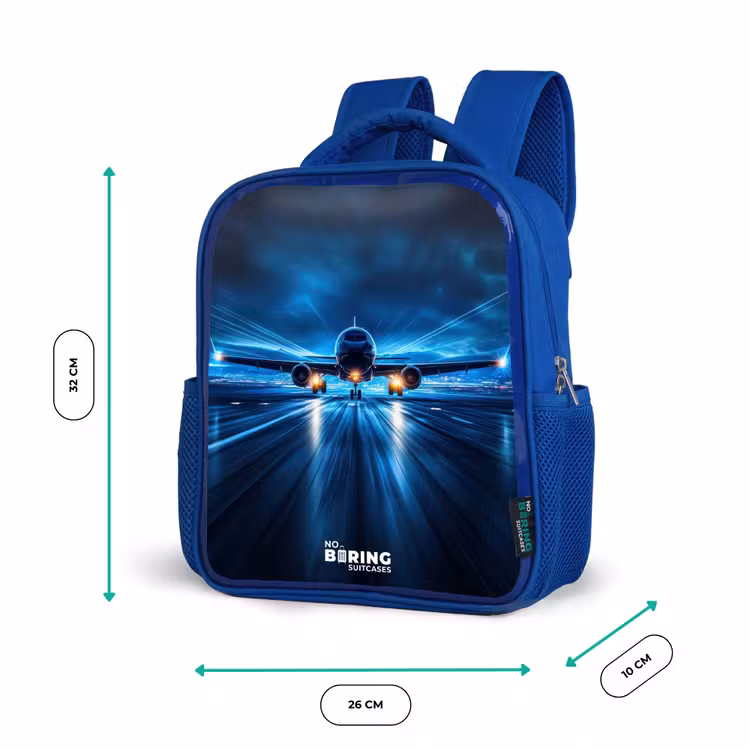 Kinderrucksack - Blau - Ein Flugzeug hebt in einer futuristischen Nachtlandschaft ab — 6