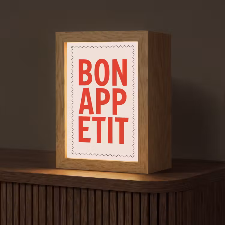 Tischlampe - Blockbuchstaben - Rot - Gezackter Rand — 1