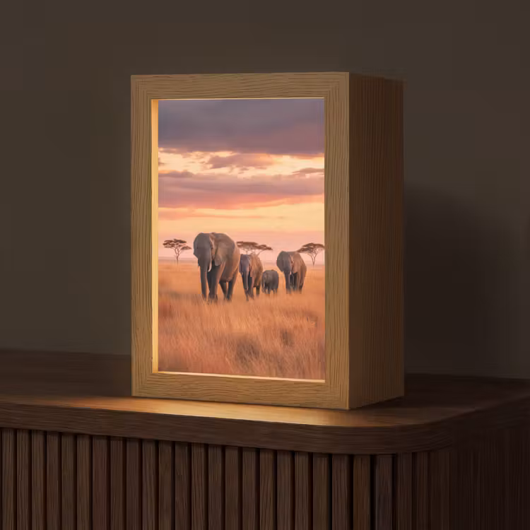 Tischlampe - Elefantengruppe - Offene Ebene - Sonne — 1