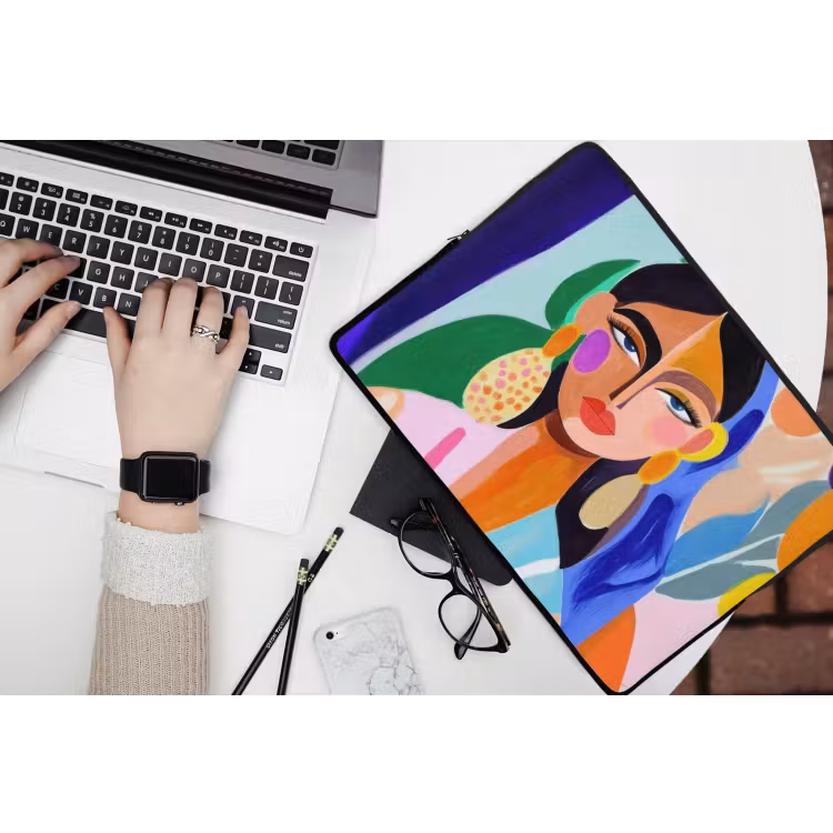 Laptop hülle - Porträt - Frau - Modern — 3