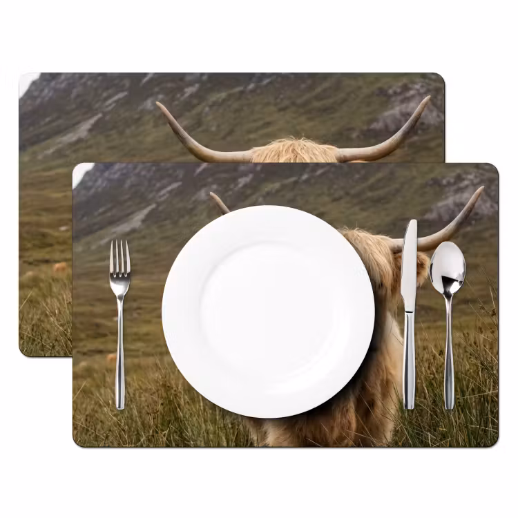 Tischset - 6 Stück - Schottischer Hochländer - Bergen - Grasfeld — 2