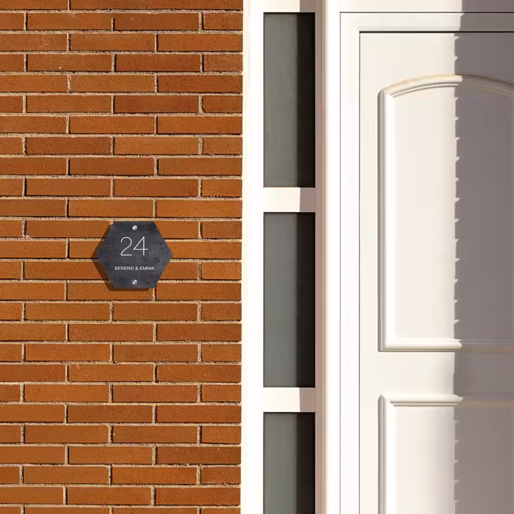 Namensschild Haustür Hexagon - Dunkler Stein - Klassisch — 2