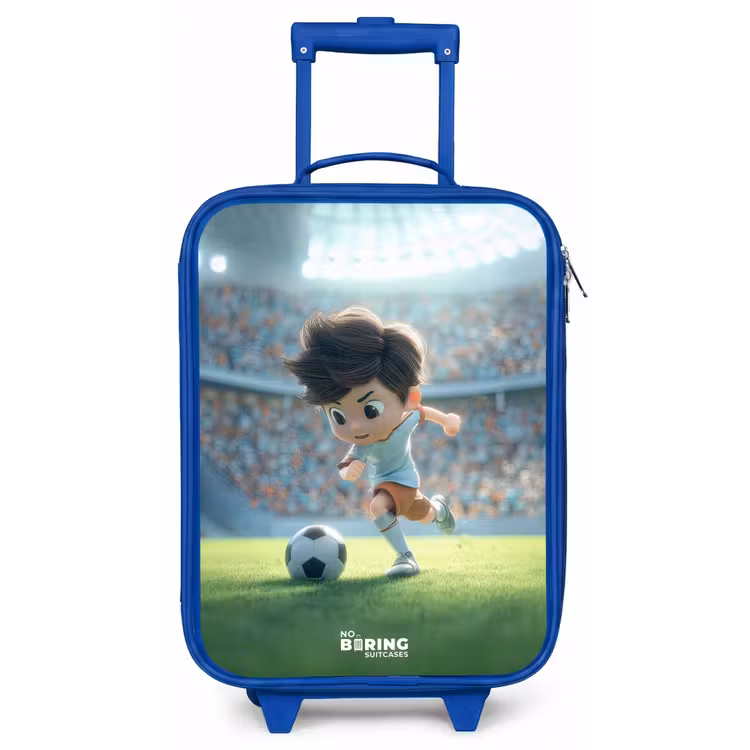 Kinderkoffer Blau - Junge - Fußball - Stadion - Sonnenlicht — 1