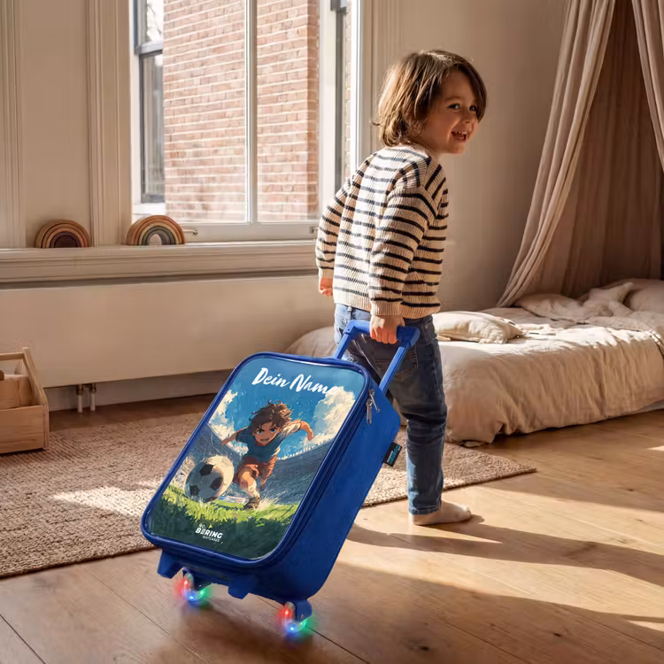 Kinderkoffer Blau mit Name - Fußball - Rasen - Stadion - Malerei — 3
