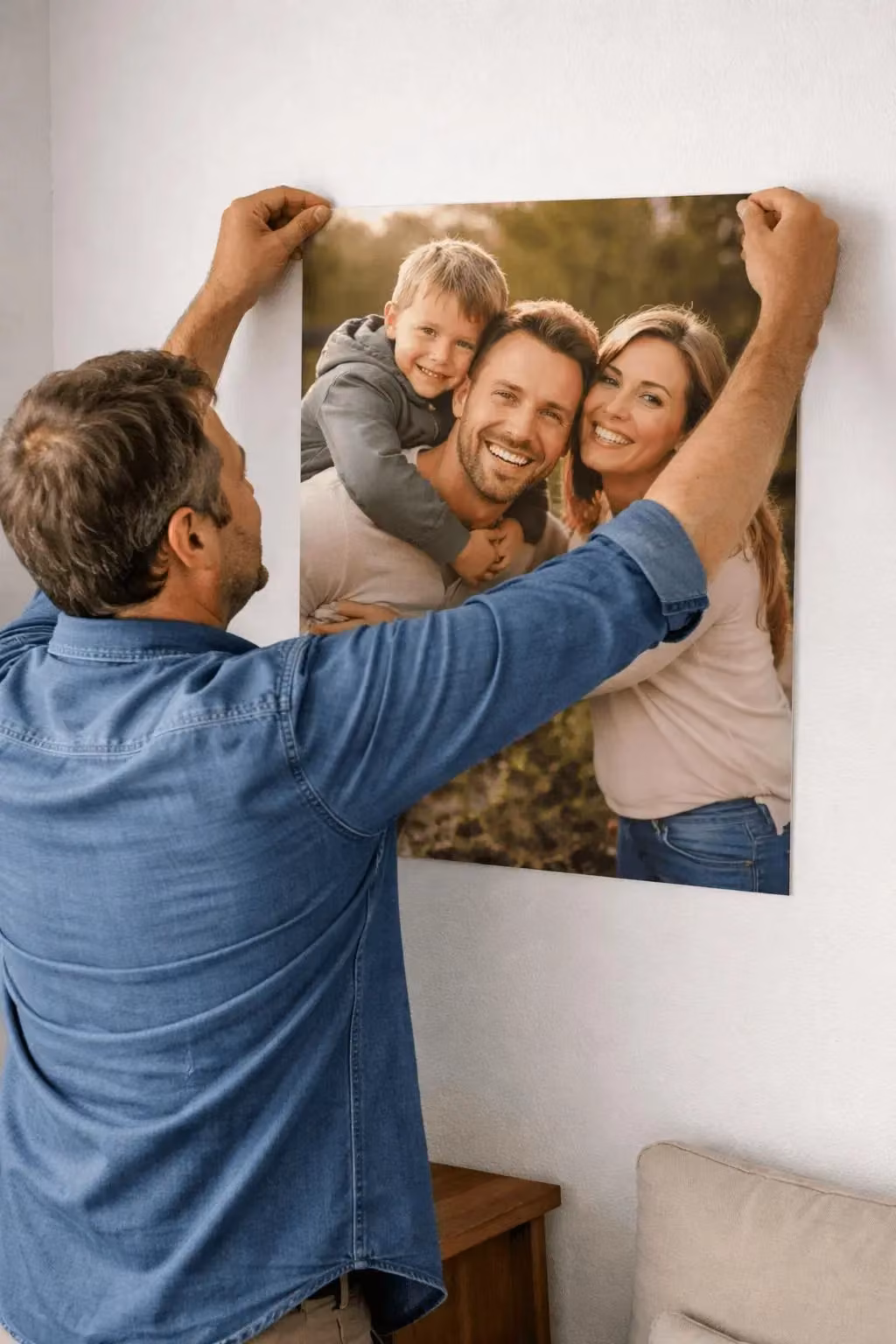 Poster aufhangen