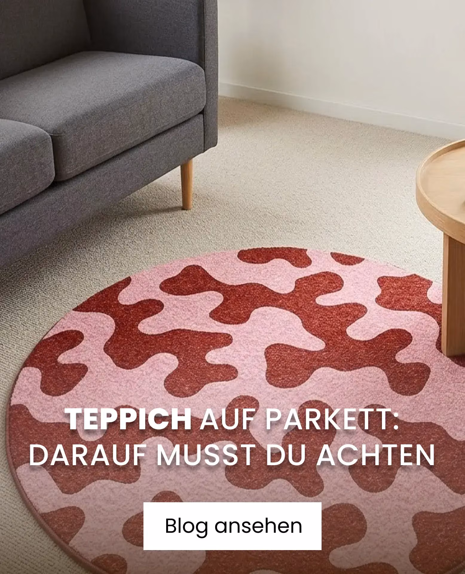 rot-rosa teppich auf parkett