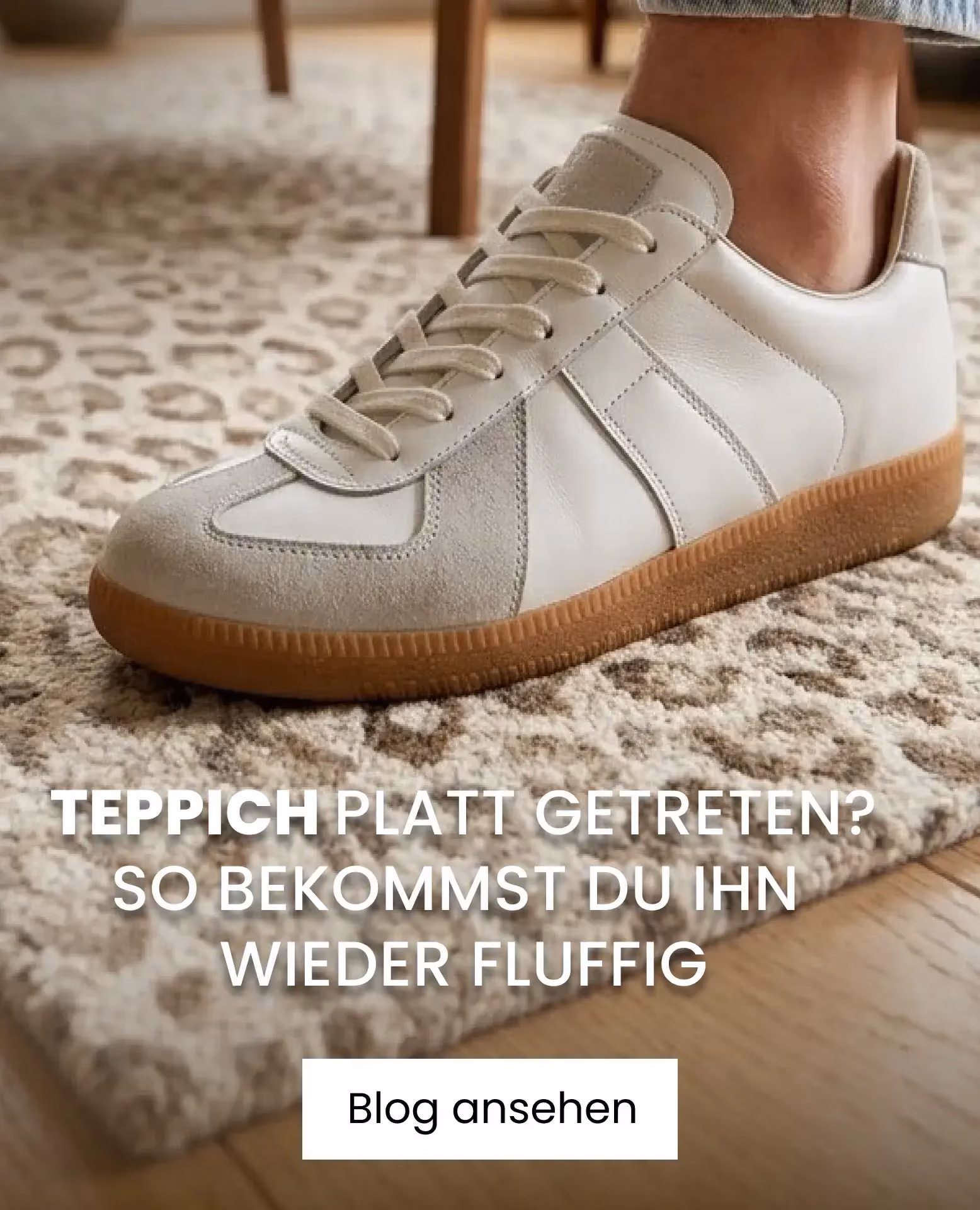 Schuh auf Teppich