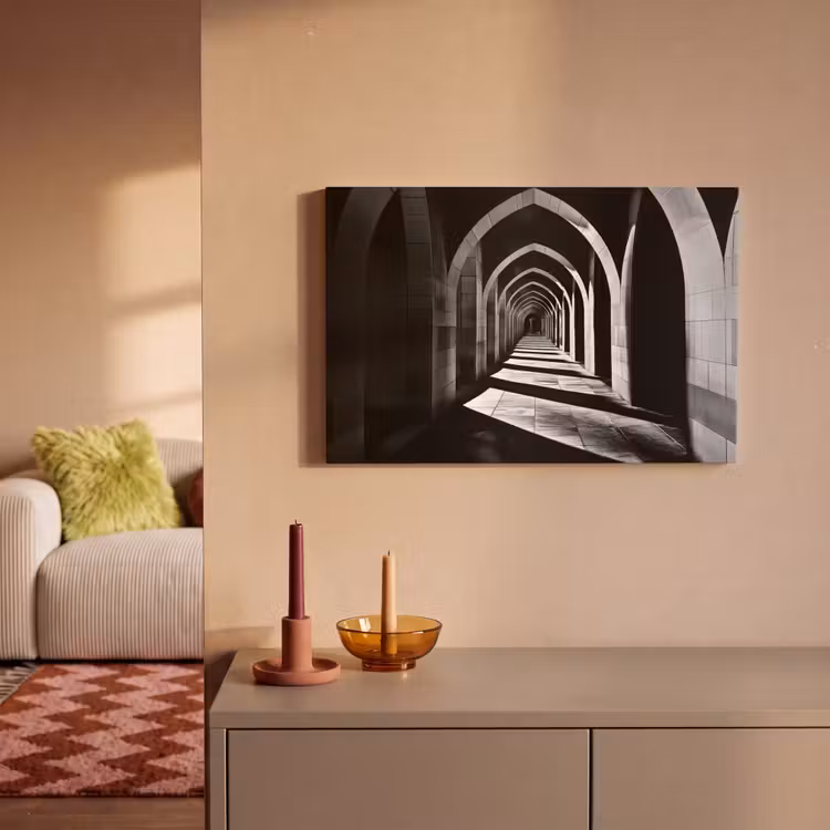 Leinwandbild - Korridor - Bögen - Schatten - Tiefe — 2