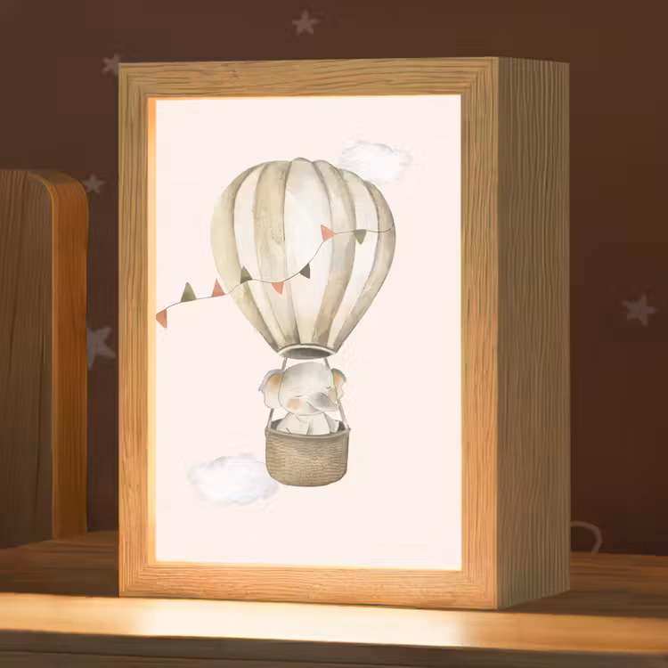 Nachtlicht Kinder - Heißluftballon - Elefant - Aquarell - Beige - Tiere — 1