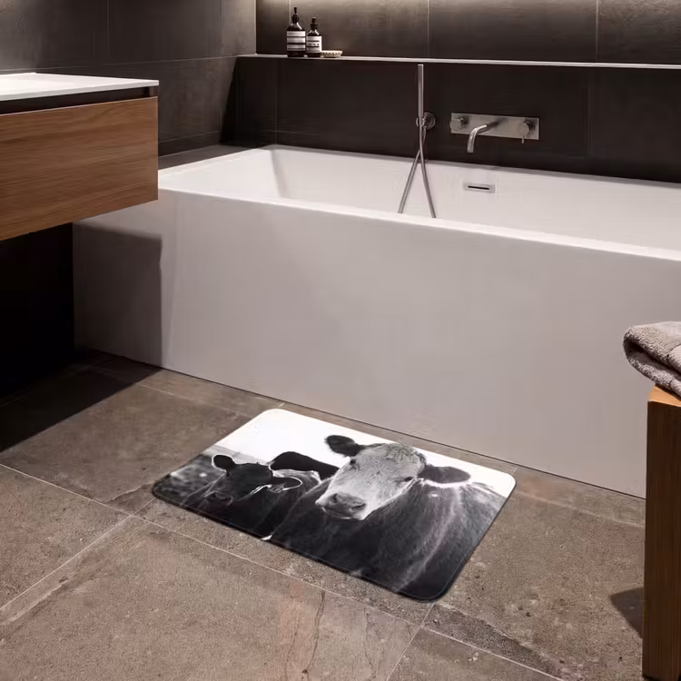 Badematte - Kühe - Schwarz und weiß — 4