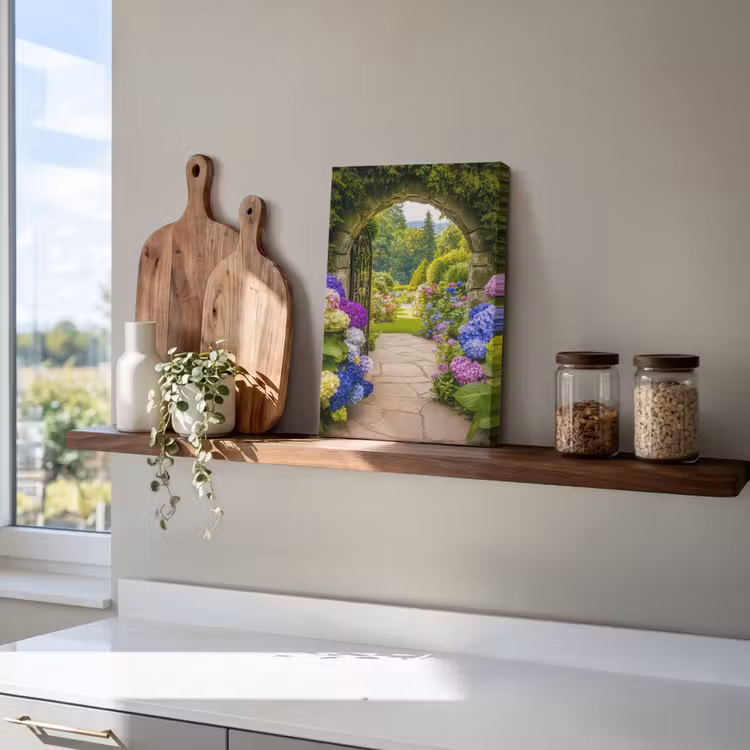 Leinwandbild - Aussicht - Tor - Hortensie - Blumengarten — 5