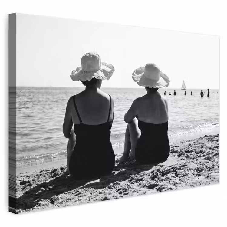 Leinwandbild - Frauen – Sonnenhut – Strand – Schwarz – Weiß — 1