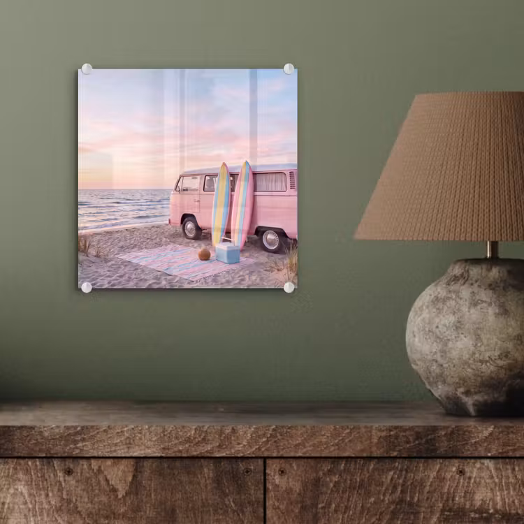 Glasbild - Kleinbus – Strand – Surfbrett – Sommer – Rosa — 4
