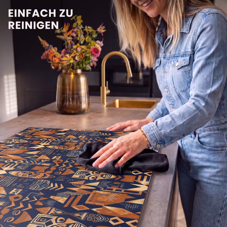 2-in-1 Herdabdeckplatte & Spritzschutz - Nachtblau – Kupfer – Tribal – Masken — 5