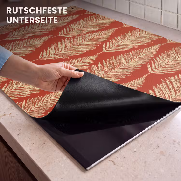 2-in-1 Herdabdeckplatte & Spritzschutz - Rot – Botanisch – Farn – Muster — 4