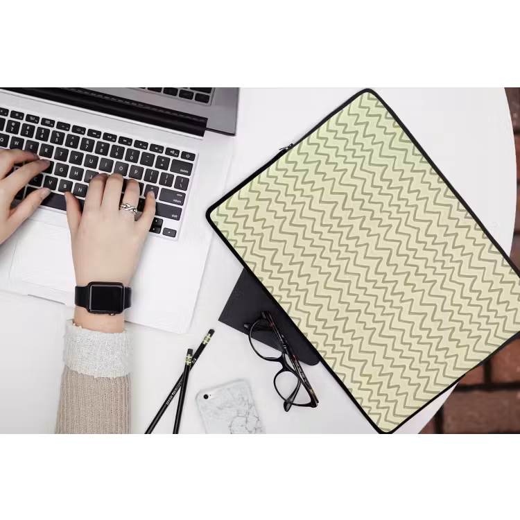 Laptop hülle - Salbeigrün – Zickzack – Handgezeichnet – Muster — 3