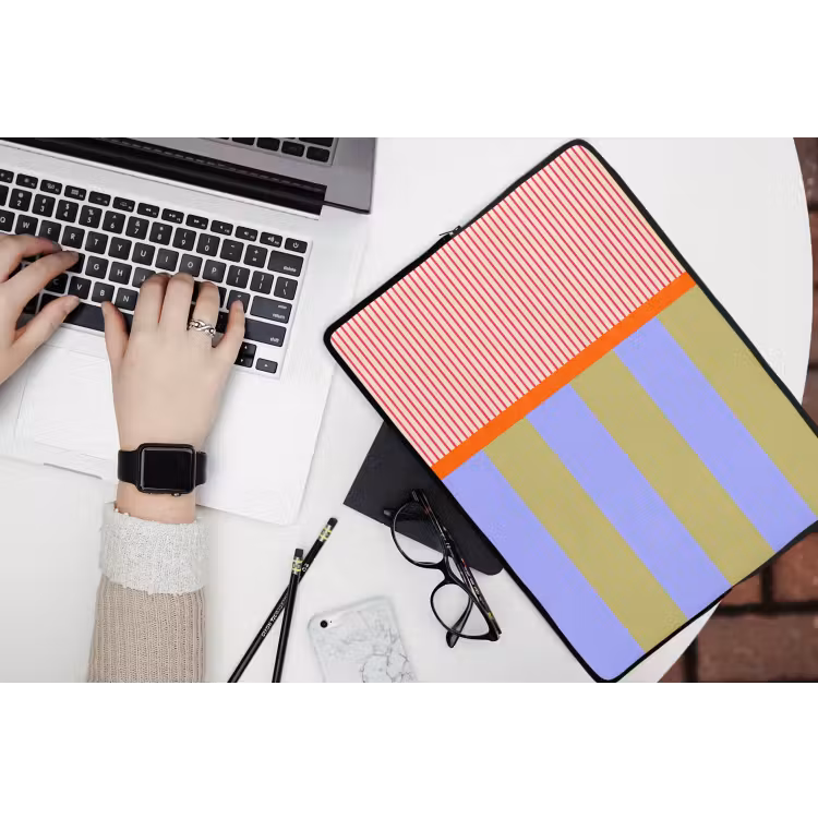 Laptop hülle - Zusammenfassung – Geometrie – Streifen – Blöcke – Rot — 3