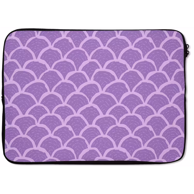 Laptop hülle - Lila – Schuppen – Muscheln – Handgezeichnet – Muster — 1