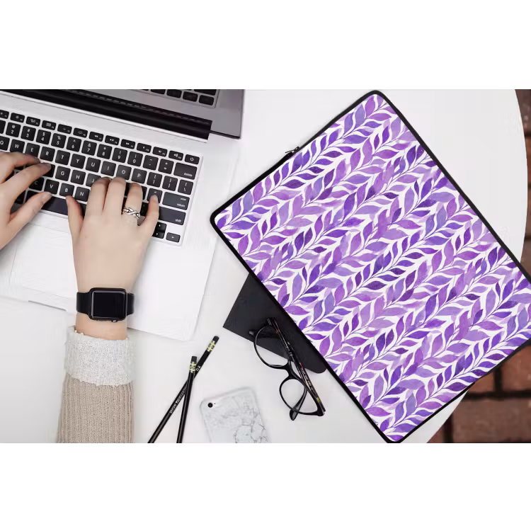 Laptop hülle - Lila – Botanisch – Blätter – Aquarell – Zweige – Muster — 3