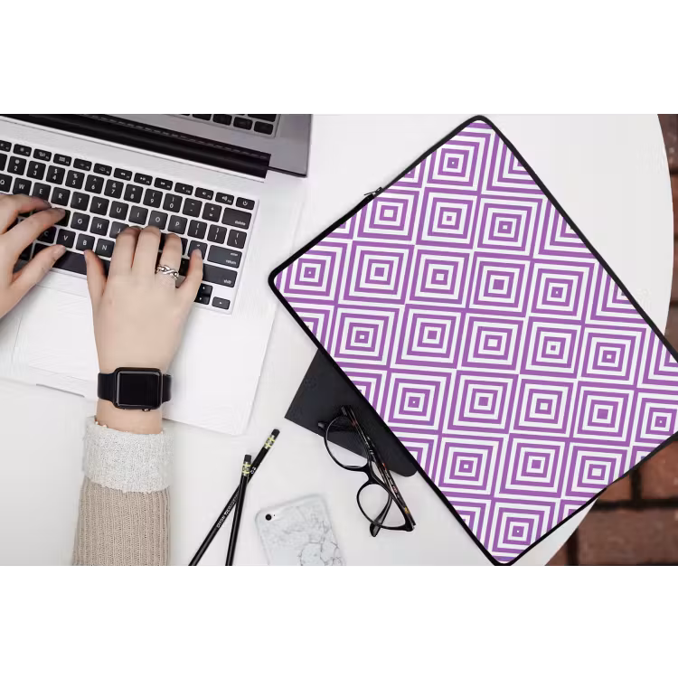 Laptop hülle - Lila – Geometrisch – Rauten – Konzentrisch – Muster — 3