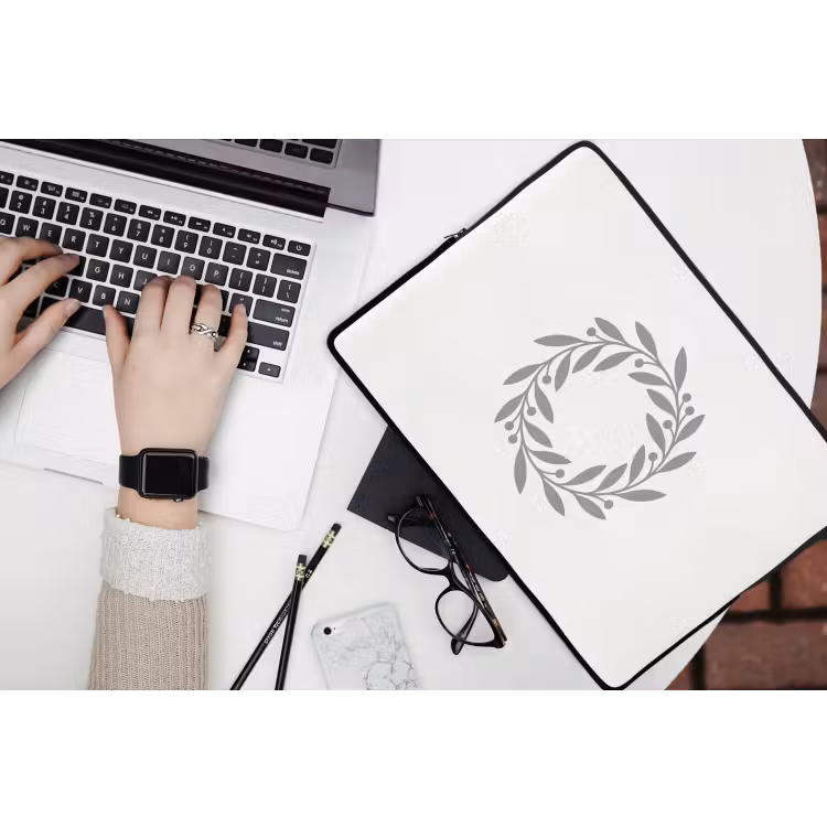 Laptop hülle - Kranz – Blätter – Natur – Minimalistisch – Grau — 3