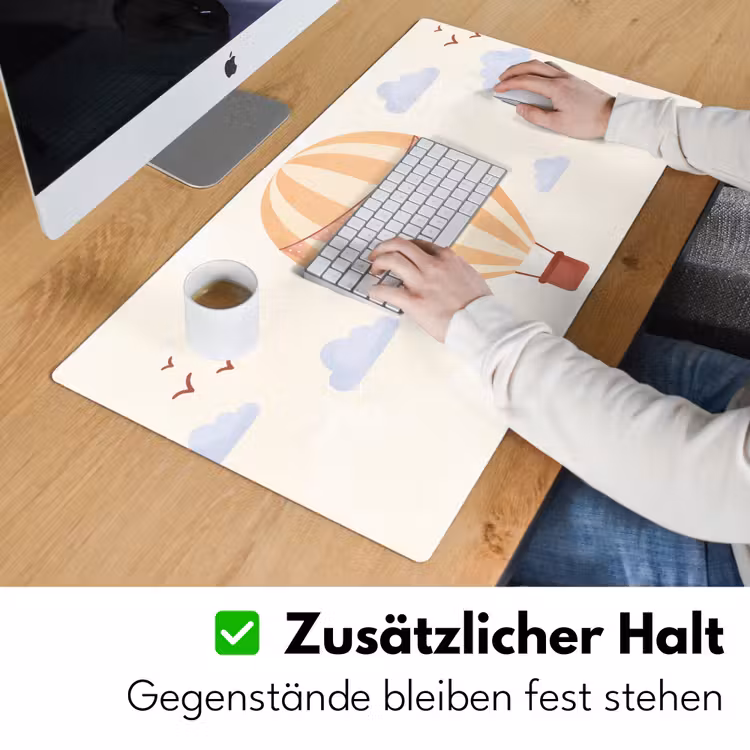 Schreibtischunterlage - Heißluftballon – Wolken – Illustration – Sanft – Kinderzimmer — 3