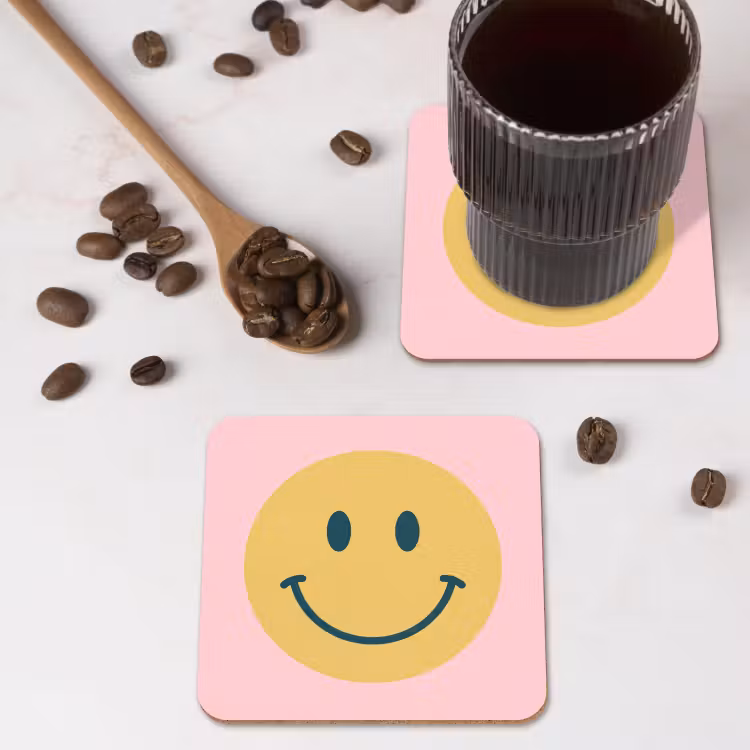 Untersetzer - Smiley – Gelb – Rosa – Symbol – Minimalistisch — 4