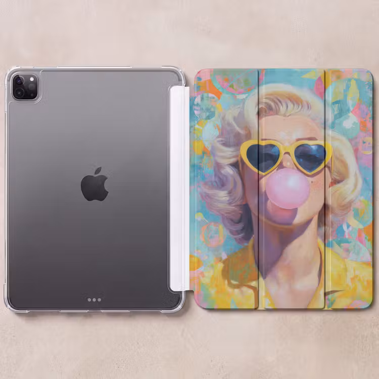iPad-Hülle - Frau - Blond - Rosa Kaugummi - Bunt - Pastell — 6