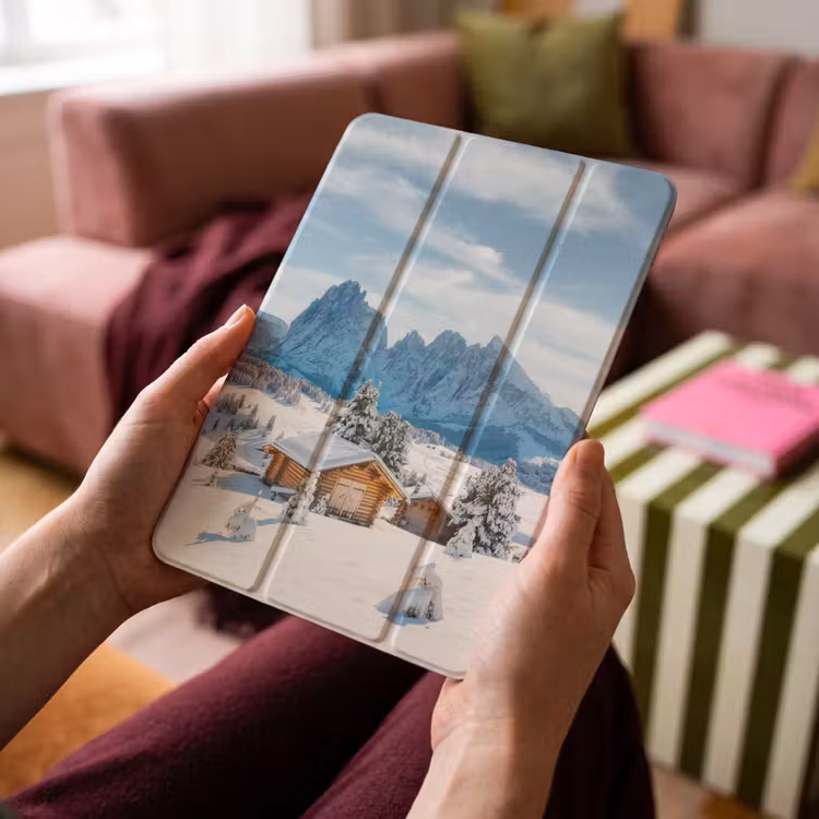 iPad-Hülle - Winter - Hütte - Berge - Aussicht - Schnee — 4